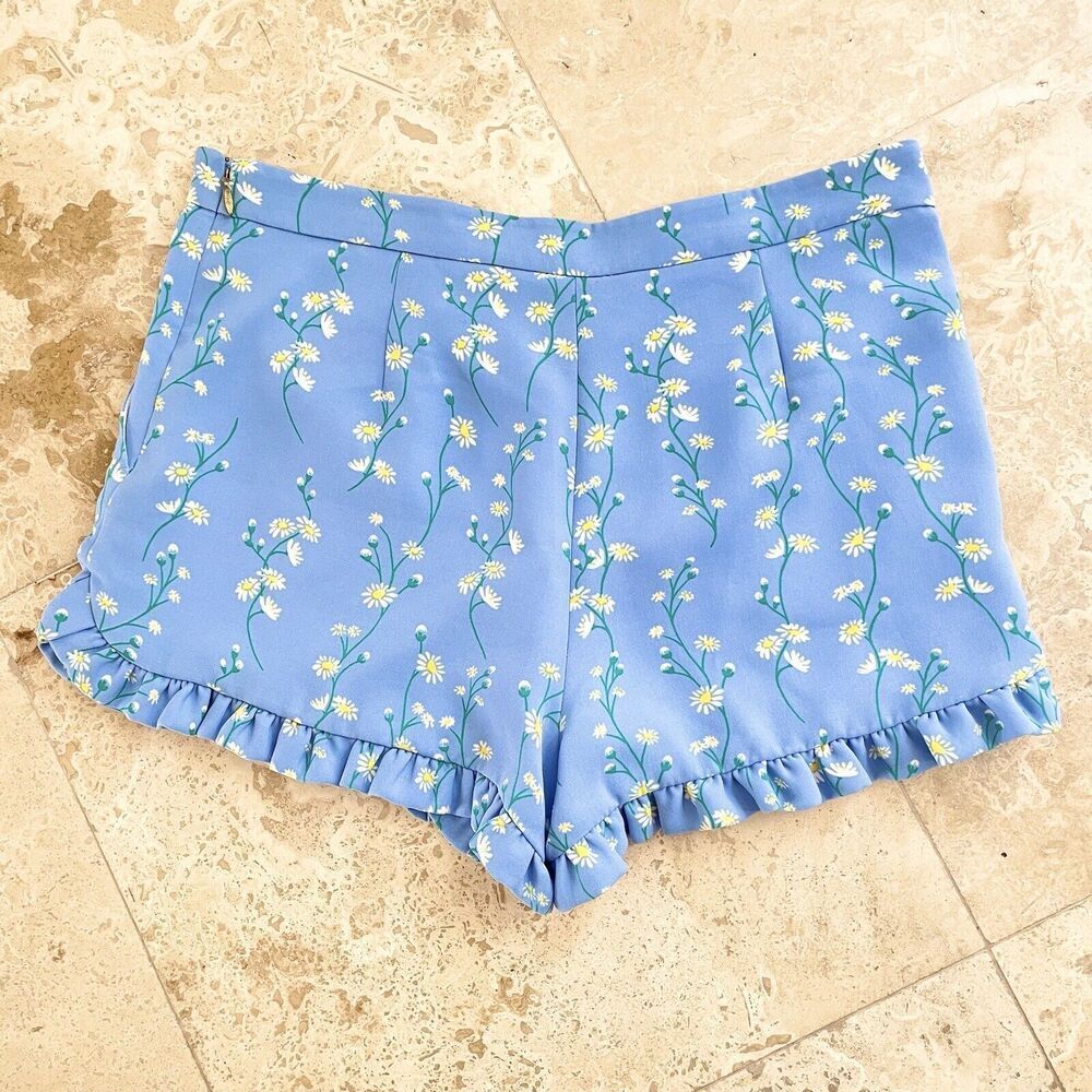 Draper James Daisy Ruffle Shorts - Picture 2 of 5